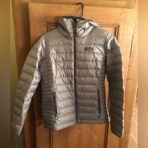 Patagonia Women’s Down Puff Hoody